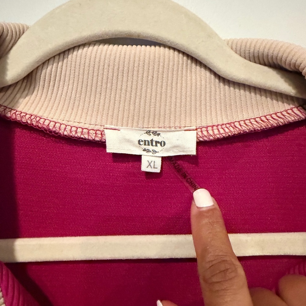 Entro-Zip Front Tunic Top in Fuchsia with Cream Trim-never been worn - Picture 2 of 2